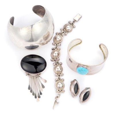 Lot 476 - A GROUP OF MEXICAN JEWELLERY
