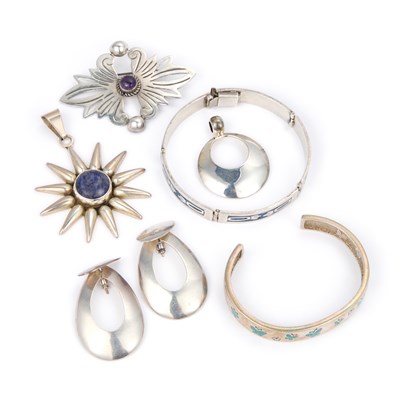 Lot 433 - A GROUP OF MEXICAN JEWELLERY