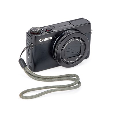Lot 194 - A CANON POWERSHOT G7X DIGITAL CAMERA