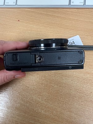 Lot 194 - A CANON POWERSHOT G7X DIGITAL CAMERA