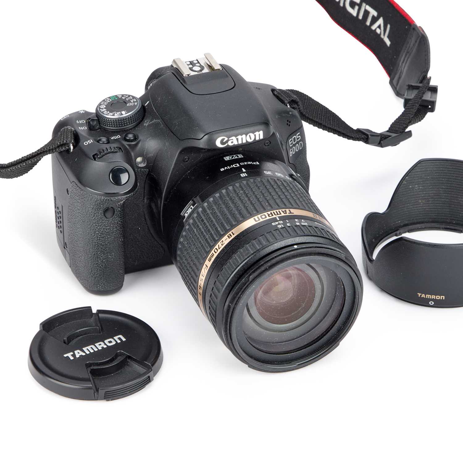 Lot 170 - A CANON EOS 600D DSLR CAMERA BODY