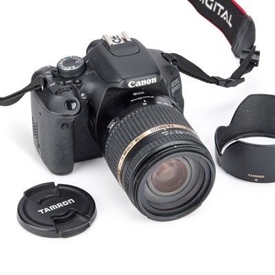 Lot 170 - A CANON EOS 600D DSLR CAMERA BODY