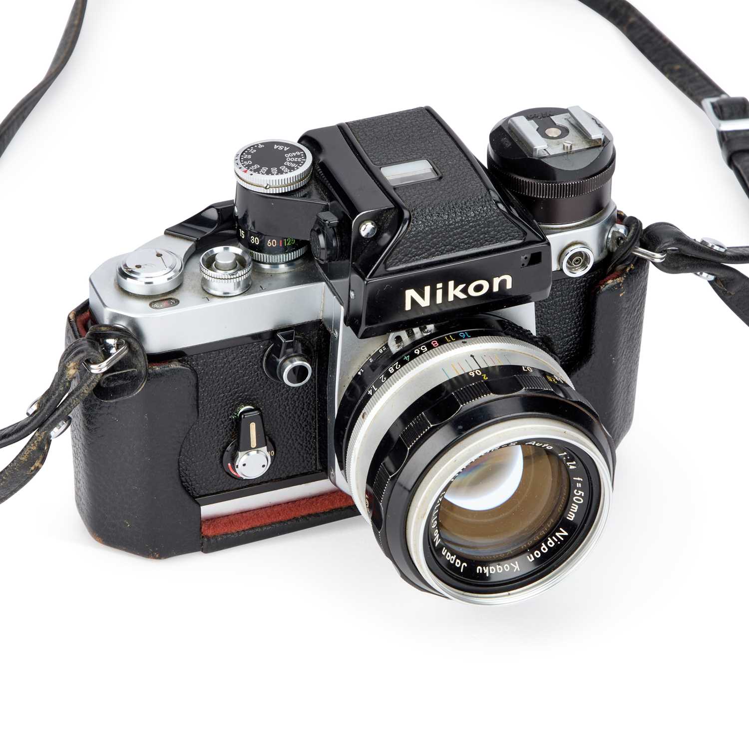 Lot 178 - A NIKON F2 PHOTOMIC 35MM SLR CAMERA