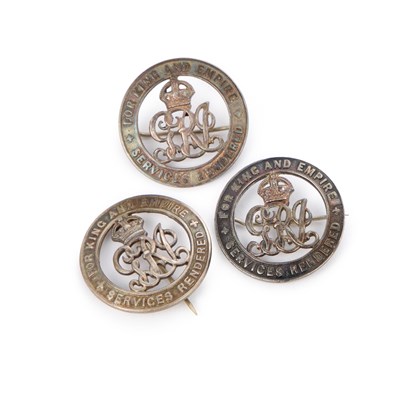Lot 7 - THREE FIRST WORLD WAR SILVER WAR BADGES