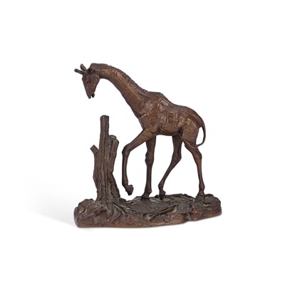 Lot 195 - A FRANKLIN MINT BRONZE MODEL OF A GIRAFFE