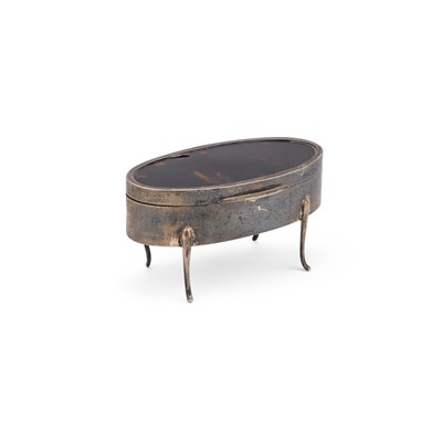 Lot 102 - A GEORGE V SILVER JEWELLERY BOX