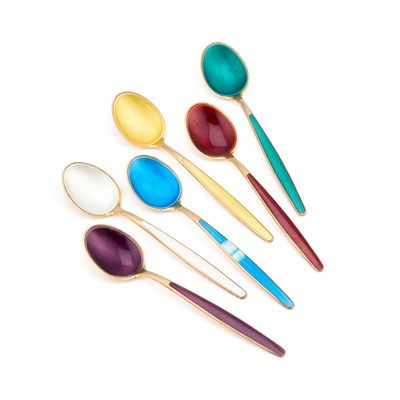 Lot 79 - A SET OF SIX NORWEGIAN SILVER-GILT AND ENAMEL COFFEE SPOONS