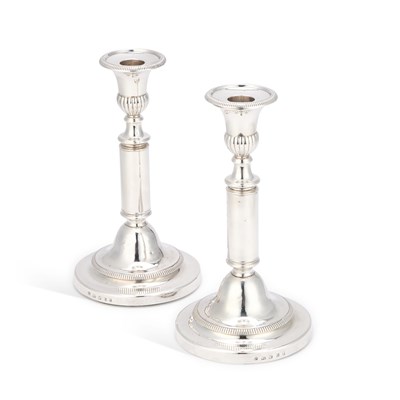 Lot 338 - A PAIR OF GEORGE III SILVER CANDLESTICKS
