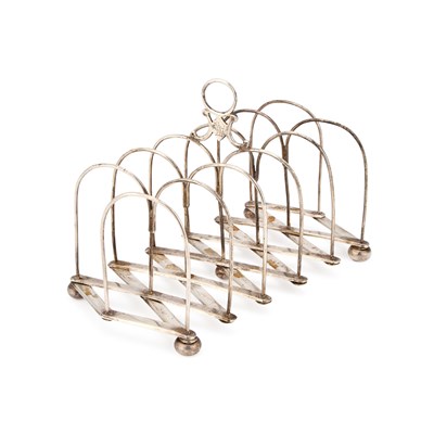 Lot 127 - AN INDIAN COLONIAL SILVER EXPANDING TOAST RACK
