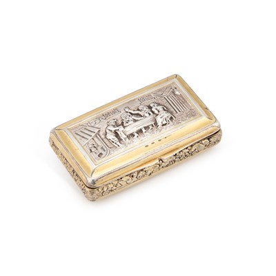 Lot 339 - A GEORGE III PARCEL-GILT SILVER SNUFF BOX