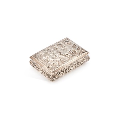 Lot 301 - REGIMENTAL INTEREST: A FINE GEORGE IV SILVER SNUFF BOX