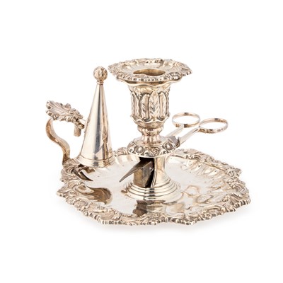Lot 355 - A GEORGE IV SILVER CHAMBERSTICK