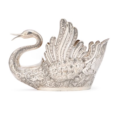 Lot 135 - A PERSIAN (IRANIAN) SILVER SWAN BOWL OR PLANTER