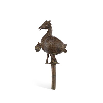 Lot 86 - A 17TH/ 18TH CENTURY INDIAN BRONZE FINIAL