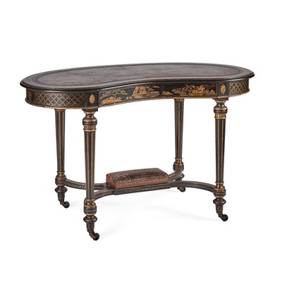 Lot 652 - A 19TH CENTURY CHINOISERIE WRITING DESK