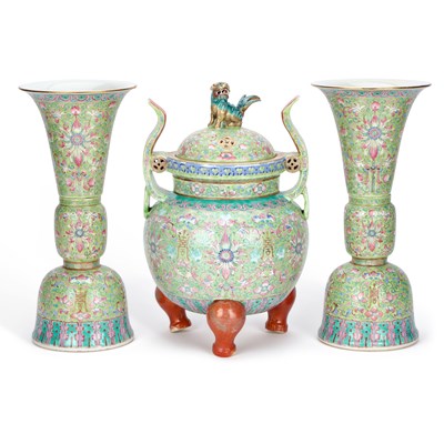 Lot 50 - A CHINESE FAMILLE ROSE PORCELAIN ALTAR GARNITURE