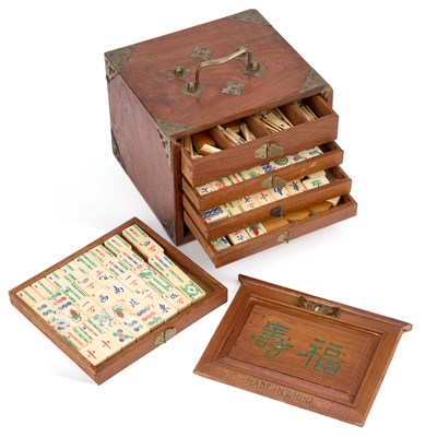 Lot 76 - A CHINESE BONE AND BAMBOO MAHJONG SET