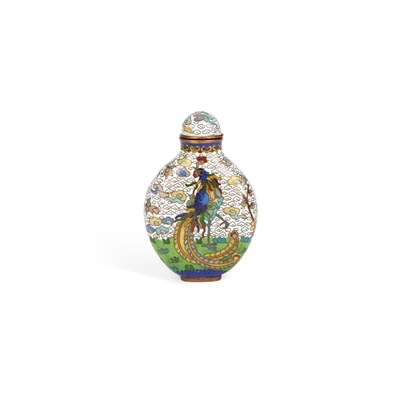 Lot 69 - A CHINESE CLOISONNÉ ENAMEL SNUFF BOTTLE