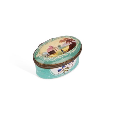 Lot 535 - A BILSTON ENAMEL PATCH BOX
