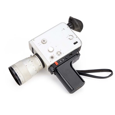 Lot 234 - A BRAUN NIZO S800 SUPER 8 CINE CAMERA