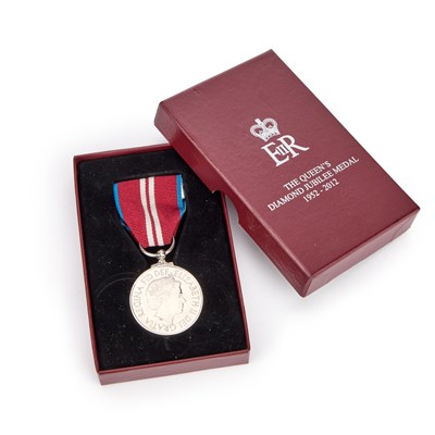 Lot 26 - AN ELIZABETH II QUEEN'S DIAMOND JUBILEE MEDAL 1952-2012