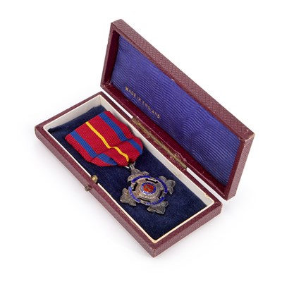 Lot 9 - A SALVATION ARMY LONG SERVICE MEDAL