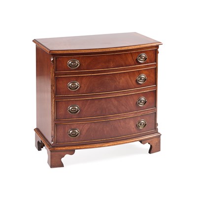Lot 685 - A SMALL REGENCY STYLE MAHOGANY BOW-FRONT CHEST OF DRAWERS
