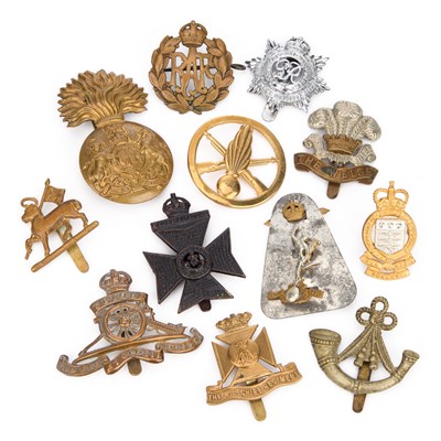 Lot 41 - A GROUP OF MILITARY CAP BADGES