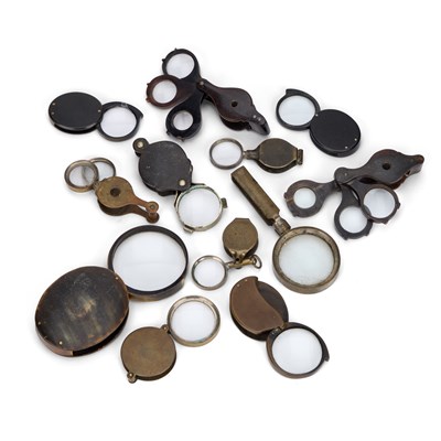 Lot 184 - A GROUP OF HORN AND BRASS MOUNTED LOUPES