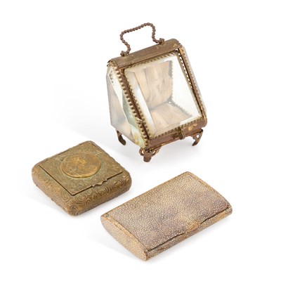 Lot 182 - A 19TH CENTURY GILT-METAL MOUNTED BEVELLED GLASS WATCH CASKET