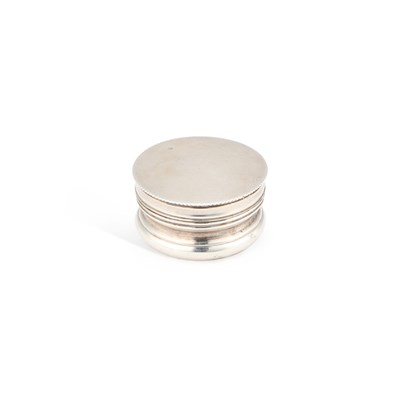 Lot 332 - A LATE VICTORIAN SILVER COVERED BOX