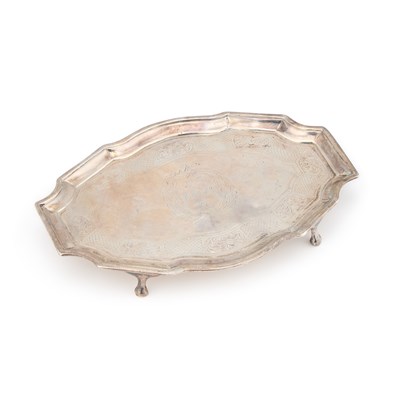 Lot 355 - A GEORGE III SILVER TEAPOT STAND