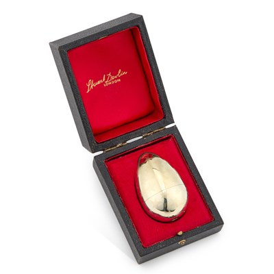Lot 174 - STUART DEVLIN, AN ELIZABETH II SILVER-GILT SURPRISE EGG