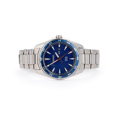Lot 162 - A GENTS STEEL SEIKO BRACELET WATCH