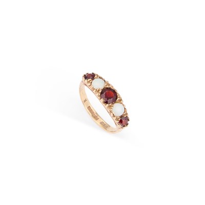 Lot 435 - A 9 CARAT GOLD GARNET AND OPAL RING