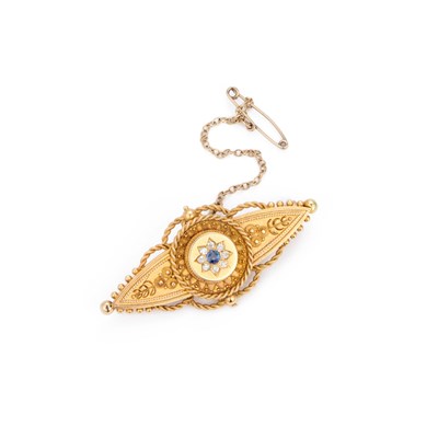 Lot 468 - A SAPPHIRE AND DIAMOND ETRUSCAN REVIVAL WING BROOCH