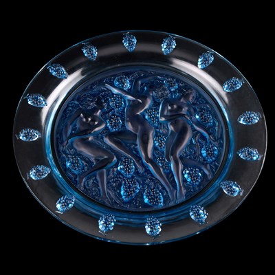 Lot 17 - RENÉ LALIQUE (FRENCH, 1860-1945), A 'COTE D'OR' DISH