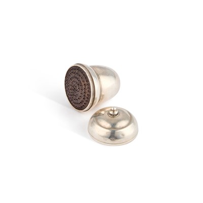 Lot 368 - A GEORGE III SILVER NUTMEG GRATER