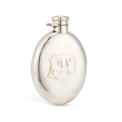 Lot 211 - AN EDWARDIAN SILVER SPIRIT FLASK