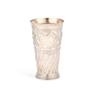 Lot 343 - A LARGE VICTORIAN SILVER BEAKER