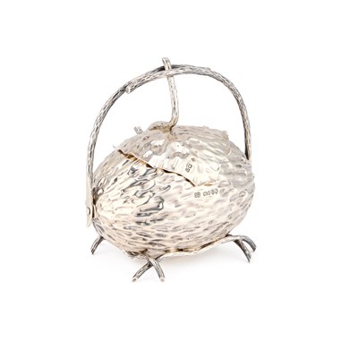 Lot 325 - A VICTORIAN SILVER NOVELTY BISCUIT OR BONBON BOX