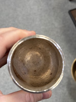 Lot 584 - A LARGE QUEEN ANNE BRITANNIA SILVER SUGAR CASTER