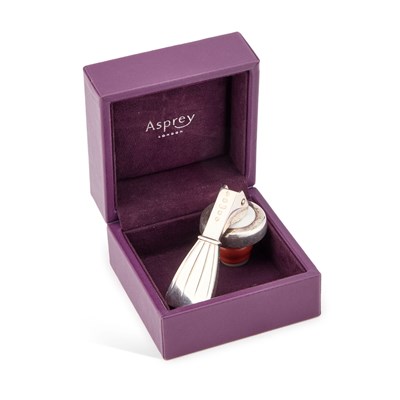Lot 173 - AN ELIZABETH II SILVER-MOUNTED BOTTLE STOPPER
