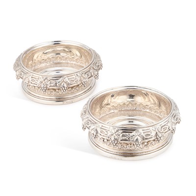 Lot 339 - A PAIR OF GEORGE IV SILVER WINE COASTERS
