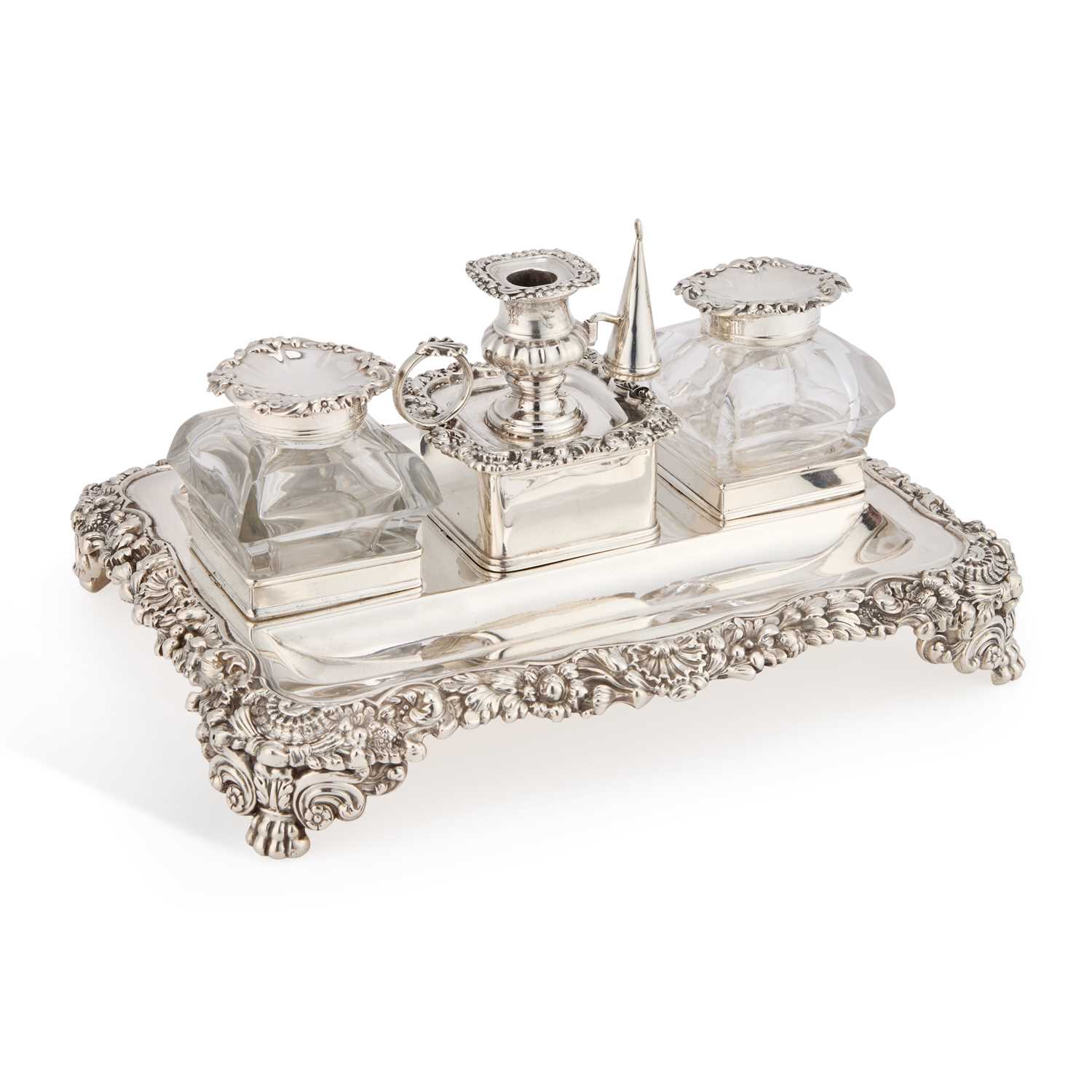 Lot 338 - A GEORGE IV SILVER INKSTAND