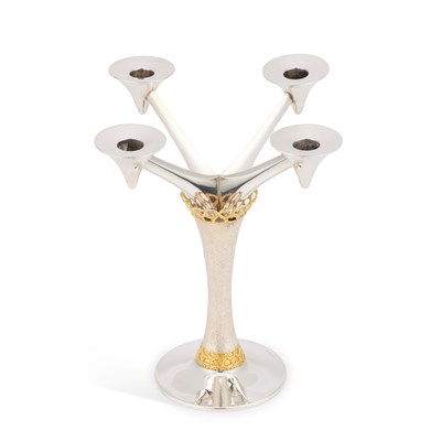 Lot 189 - STUART DEVLIN, AN ELIZABETH II SILVER AND PARCEL-GILT CANDELABRUM