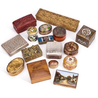 Lot 201 - A GROUP OF MIXED BOXES