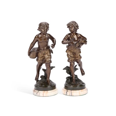 Lot 539 - A PAIR OF FRENCH BRONZE FIGURES