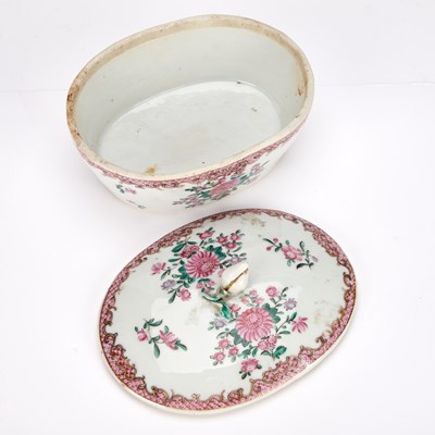 Lot A CHINESE FAMILLE ROSE PORCELAIN BUTTER TUB, STAND AND COVER