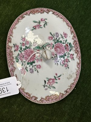 Lot 183 - A CHINESE FAMILLE ROSE PORCELAIN BUTTER TUB, STAND AND COVER